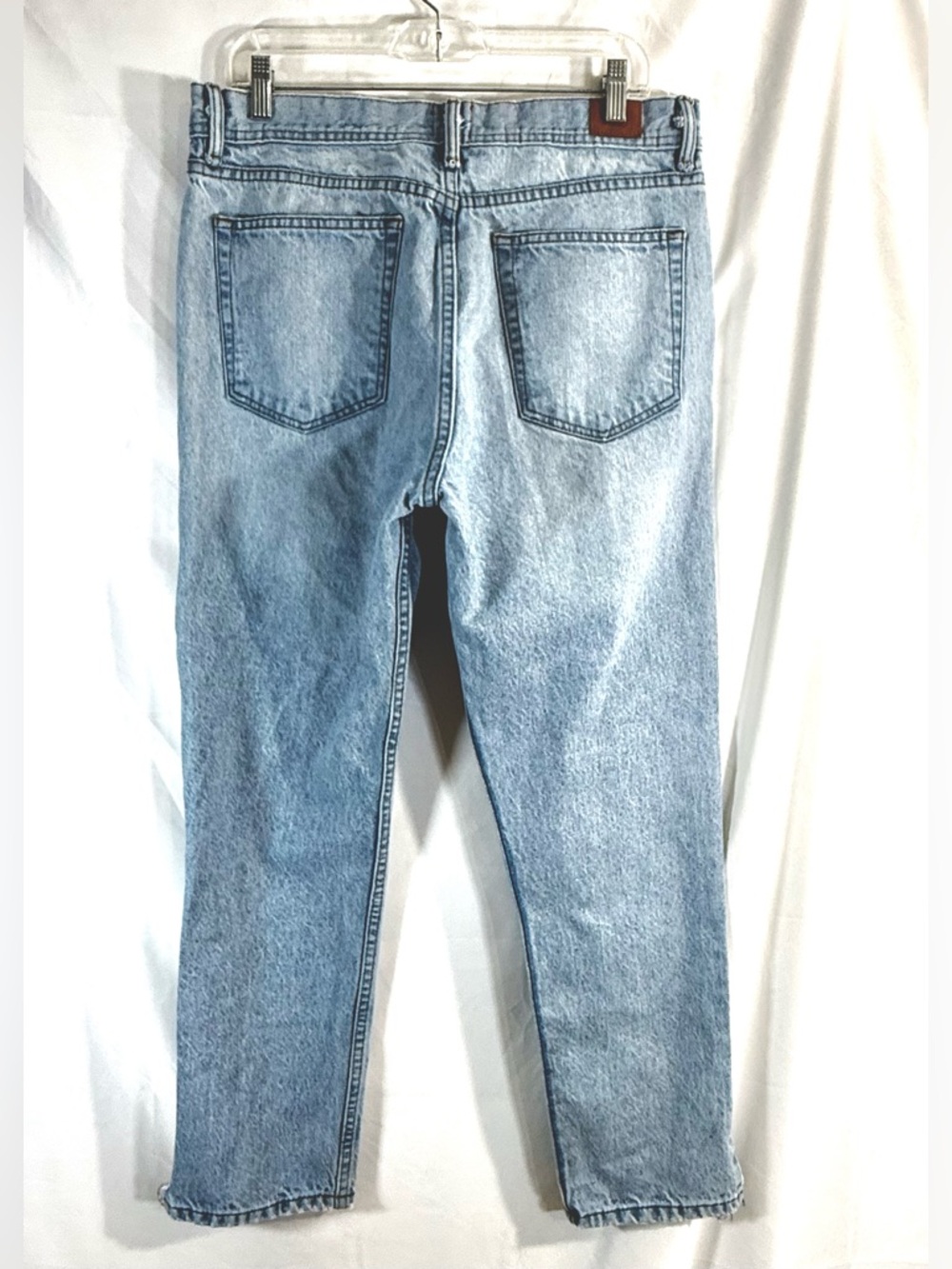 Urban Outfitters BDG Dad Fit High Rise Light Wash Jeans With Side Heel Slit - Picture 7 of 14